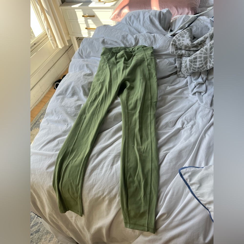 Lululemon Wunder Under leggings 26”